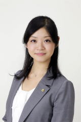 社会保険労務士菊地飛鳥